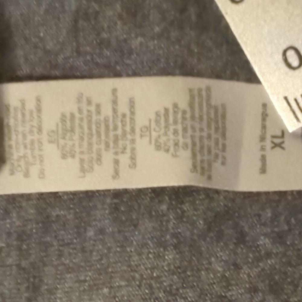 Def Leppard Love Bites graphic tee-tour 2018 - Picture 7 of 7